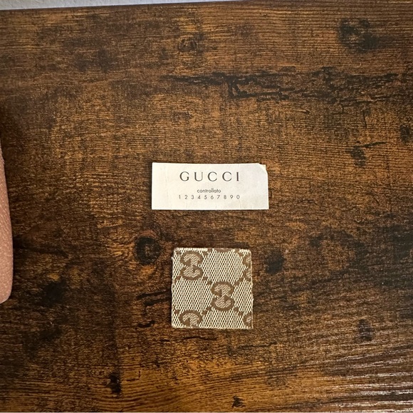 Gucci GG Canvas Medium Bree Bag - Picture 9 of 16